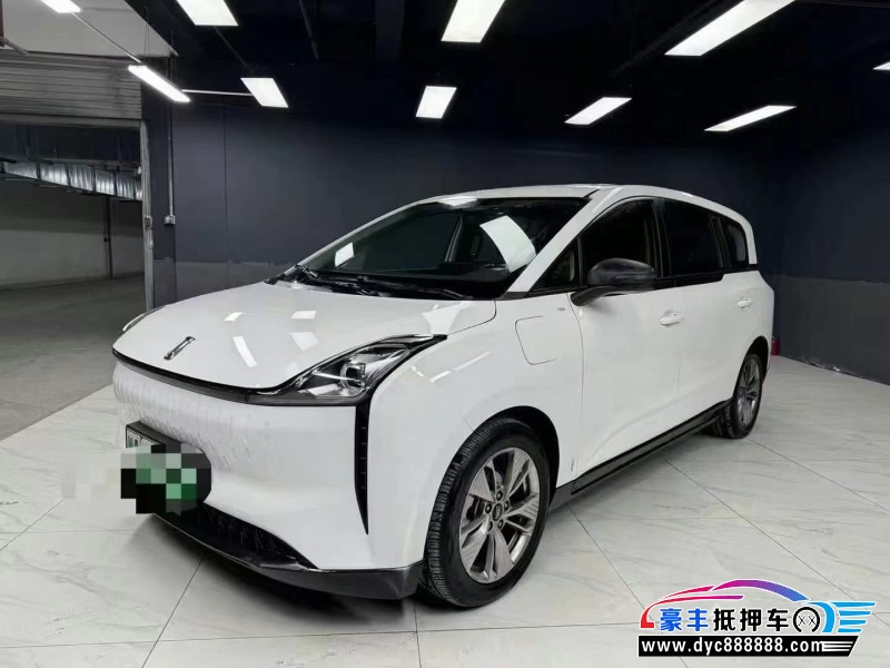 23年奔腾E05轿车抵押车出售