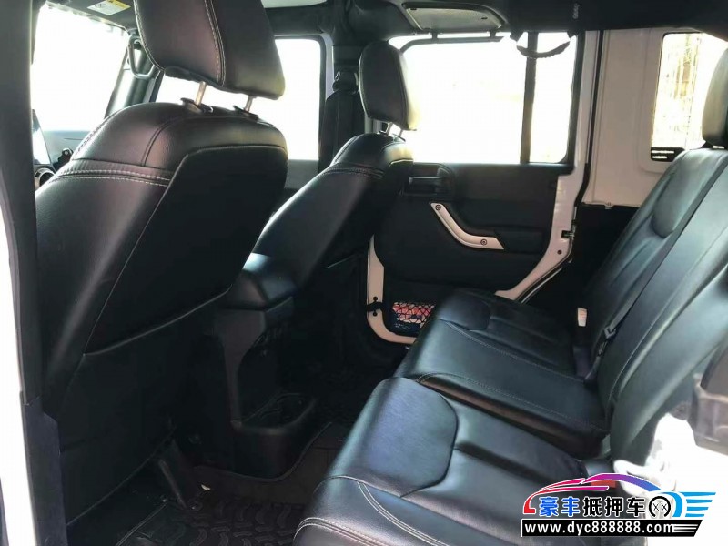 18年Jeep牧马人轿车抵押车出售