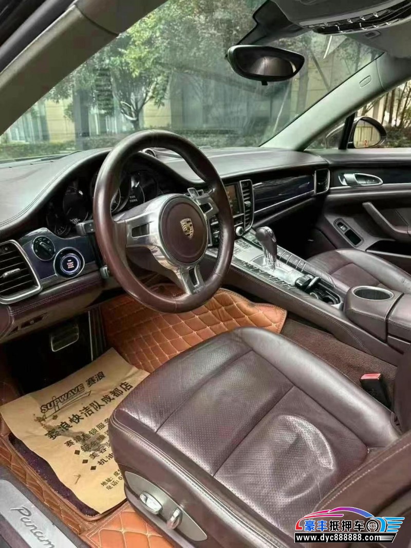 13年保时捷帕纳梅拉轿车抵押车出售