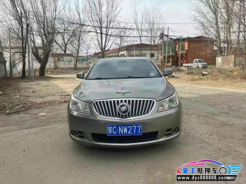 10年别克君越轿车抵押车出售