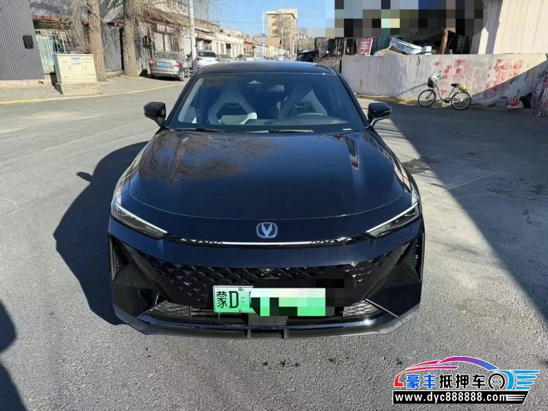 24年长安长安UNI轿车抵押车出售