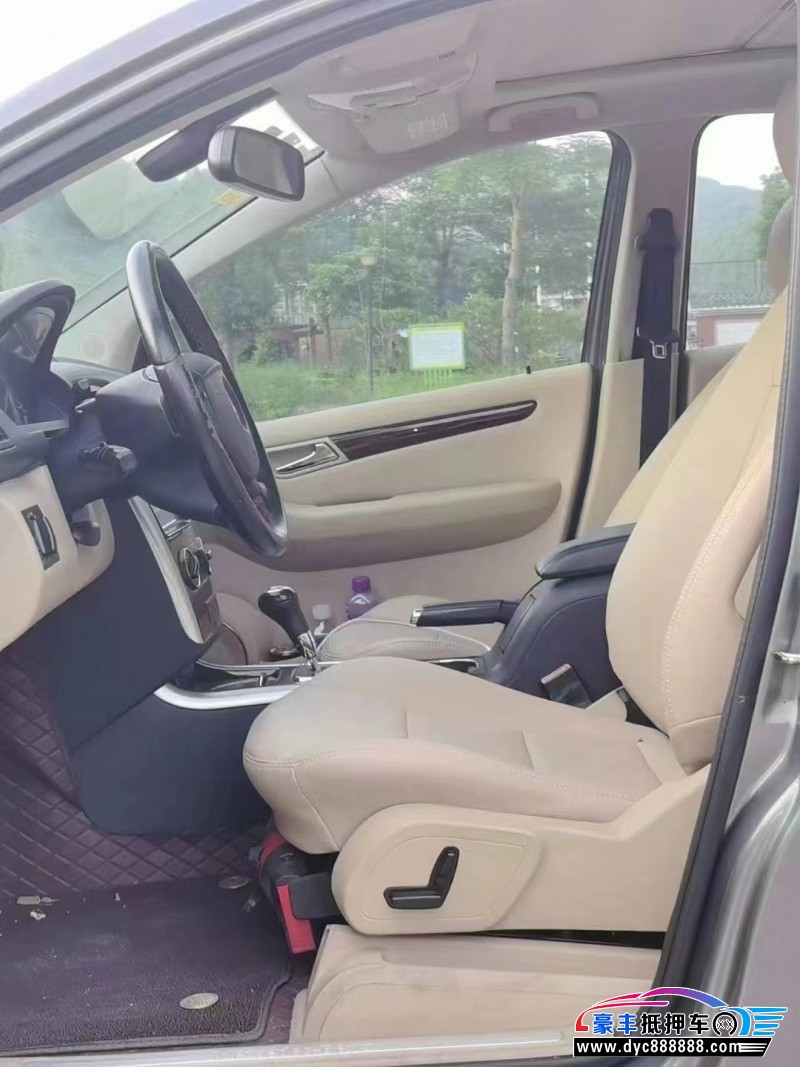 11年奔驰B轿车抵押车出售