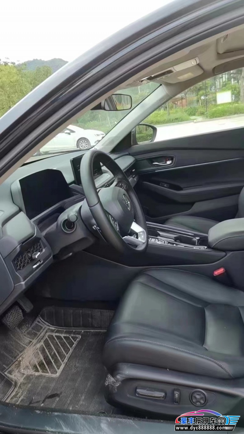 24年本田雅阁轿车抵押车出售