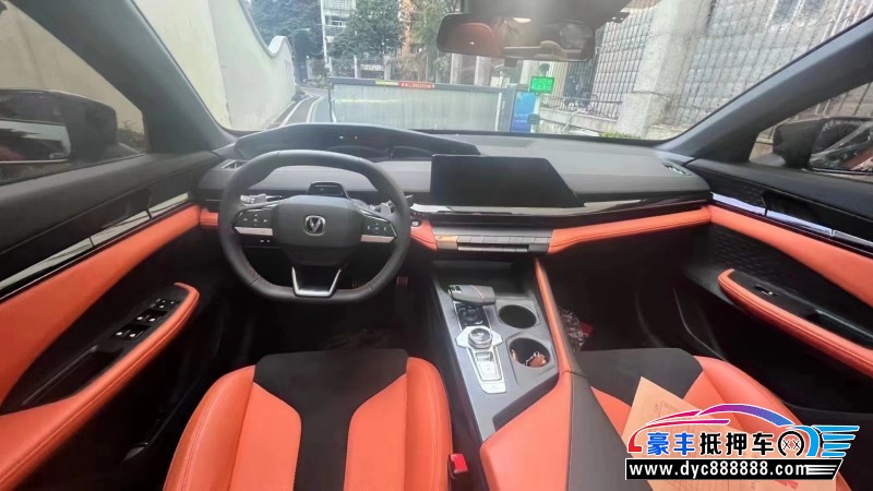 23年长安长安UNI轿车抵押车出售