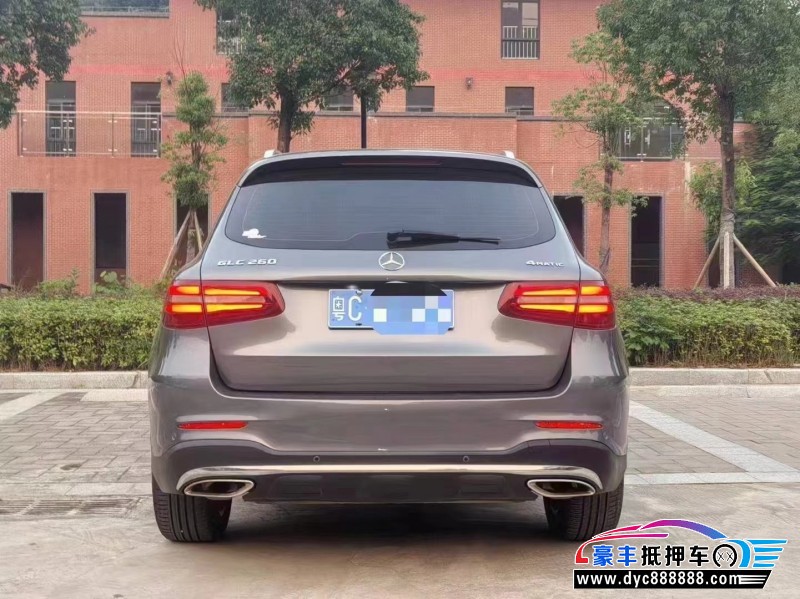 16年奔驰GLC轿车抵押车出售