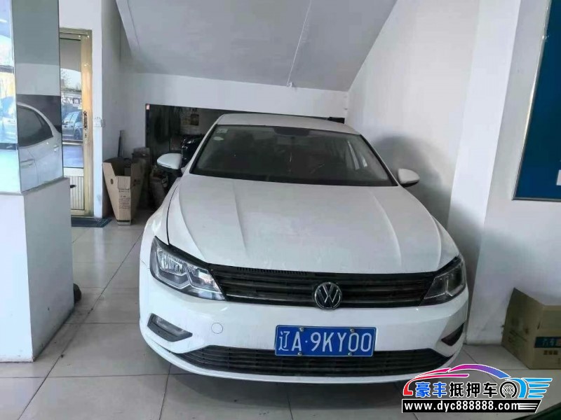 15年大众凌渡轿车抵押车出售