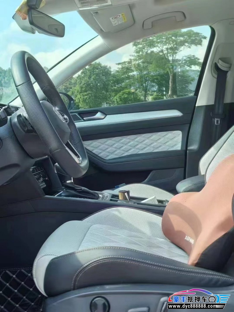 24年大众迈腾轿车抵押车出售