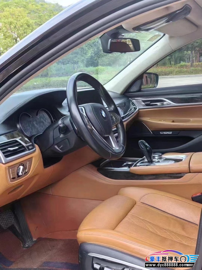 16年宝马7系轿车抵押车出售