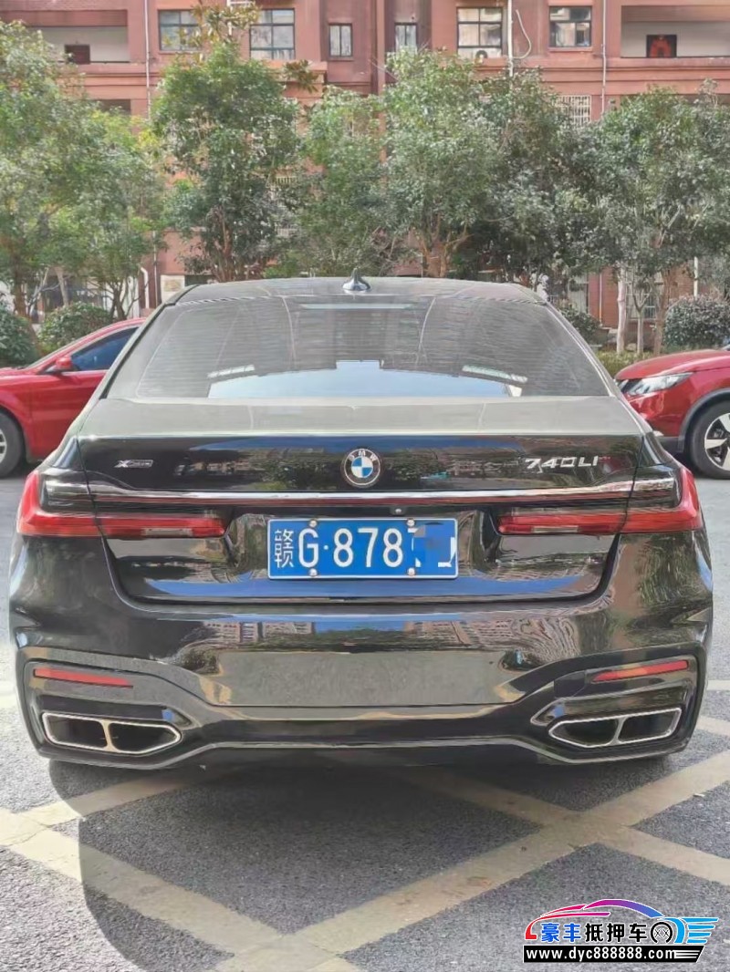 19年宝马7系轿车抵押车出售