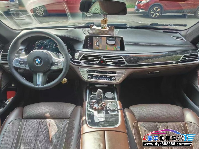 19年宝马7系轿车抵押车出售