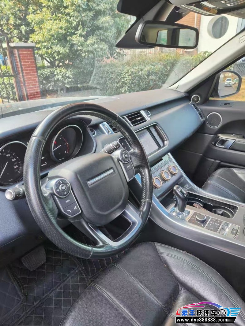 17年路虎揽胜运动轿车抵押车出售