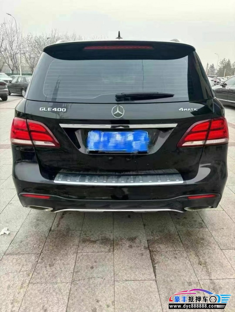 18年奔驰GLE轿车抵押车出售