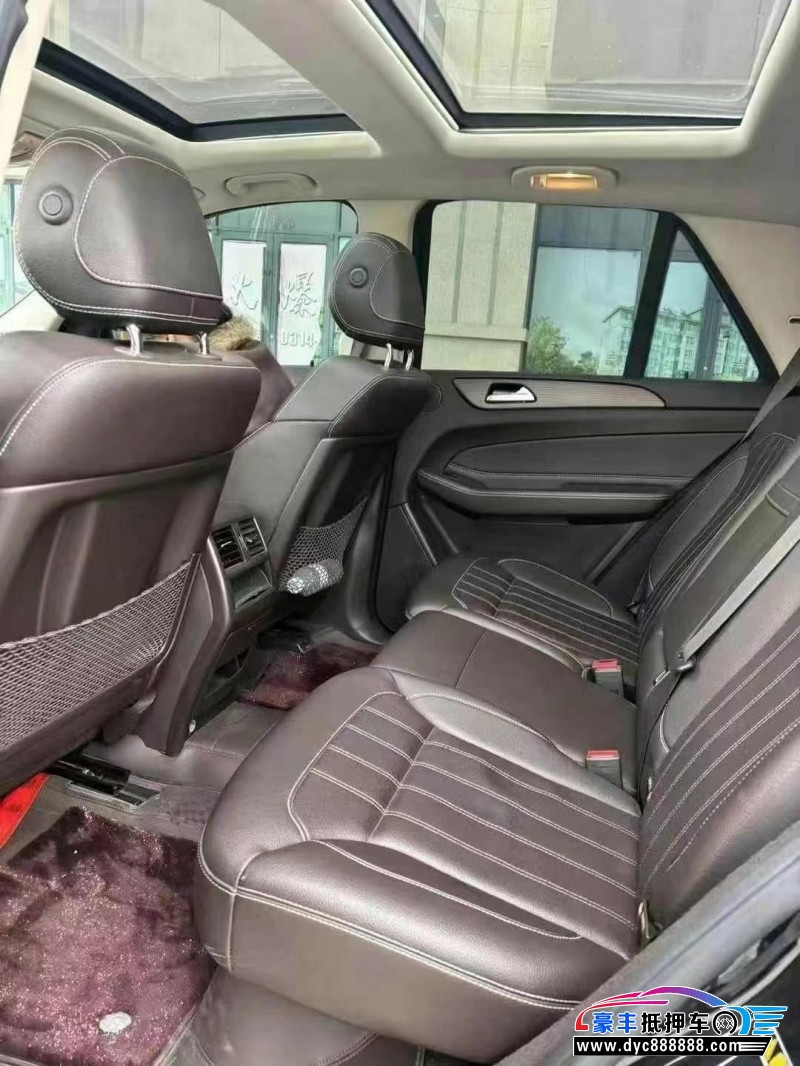 18年奔驰GLE轿车抵押车出售