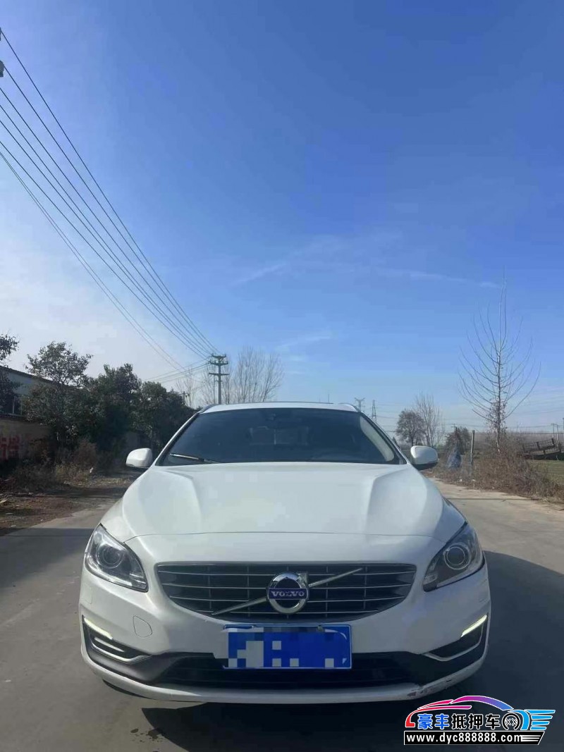 17年沃尔沃V60轿车抵押车出售