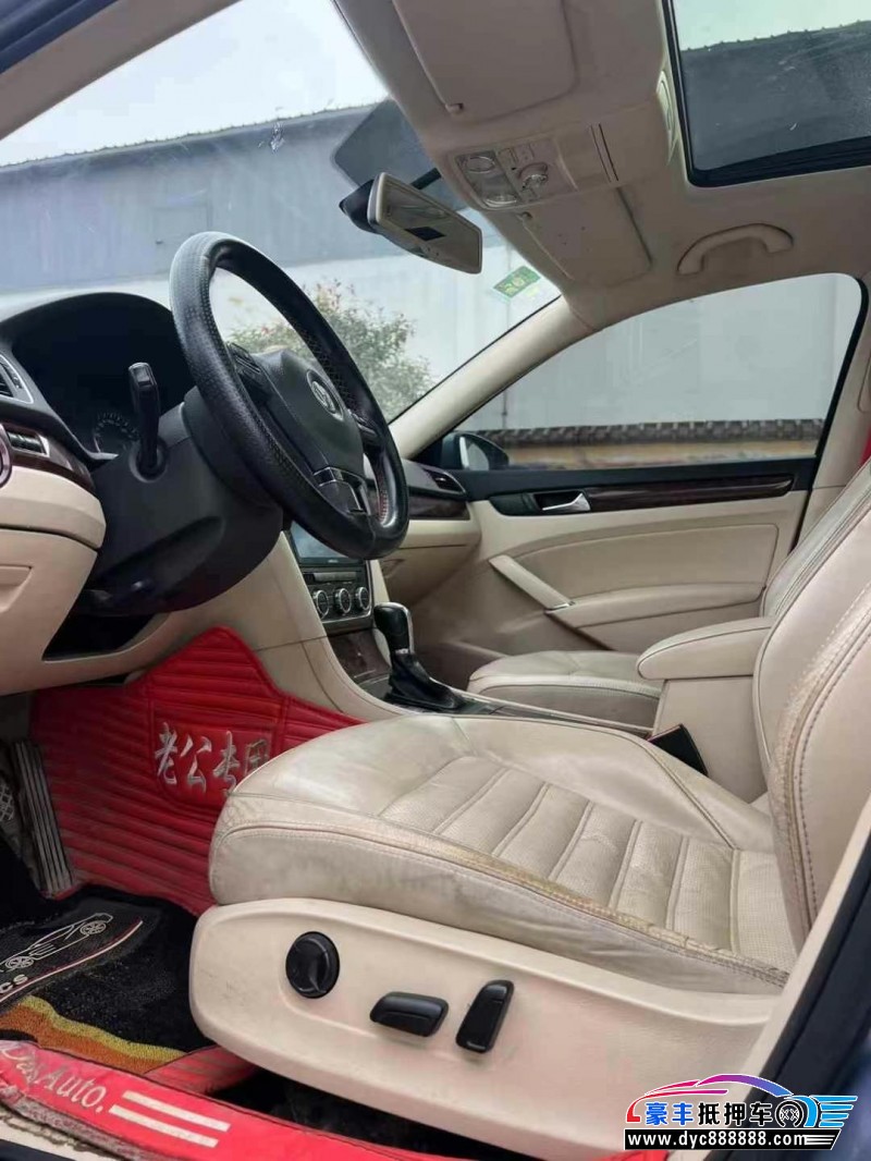 12年大众帕萨特轿车抵押车出售