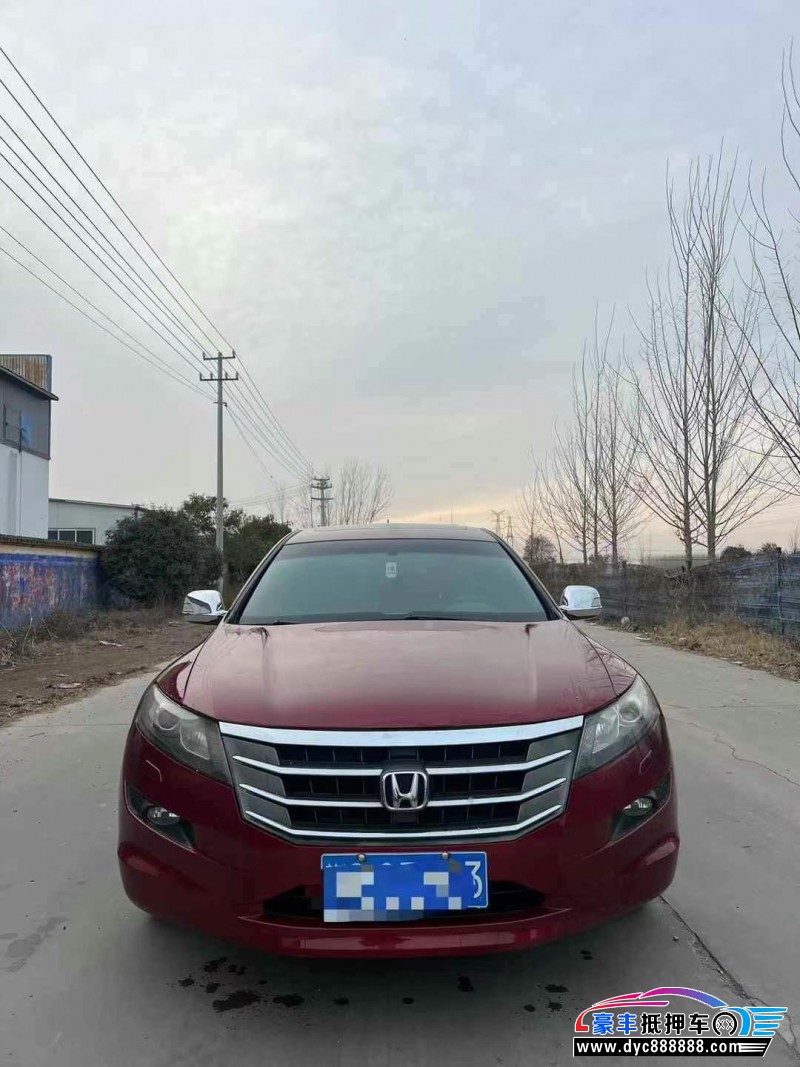 13年本田歌诗图轿车抵押车出售