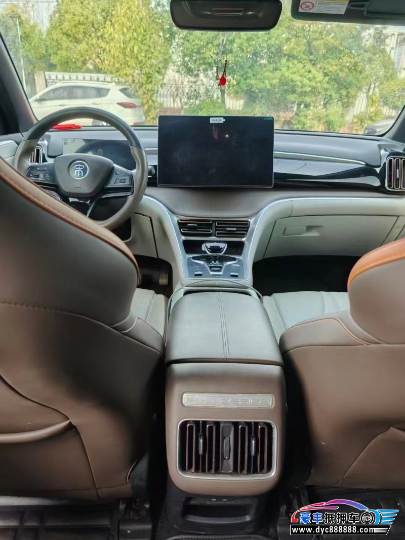 23年比亚迪宋轿车抵押车出售