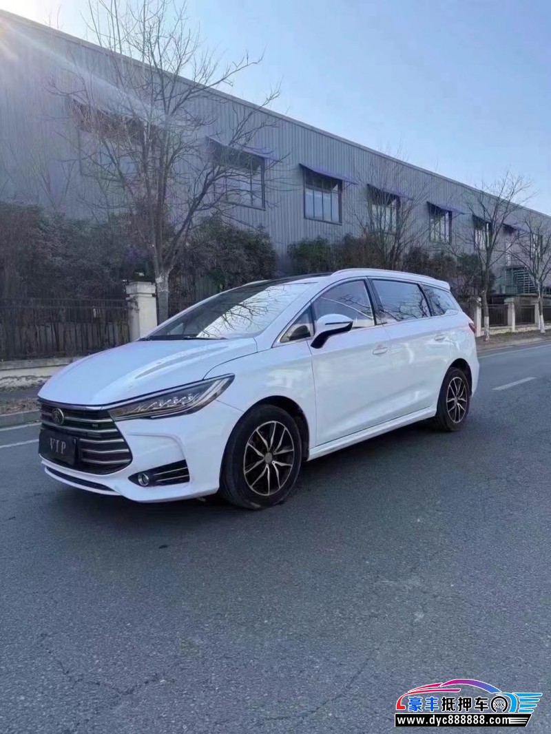 19年比亚迪宋轿车抵押车出售