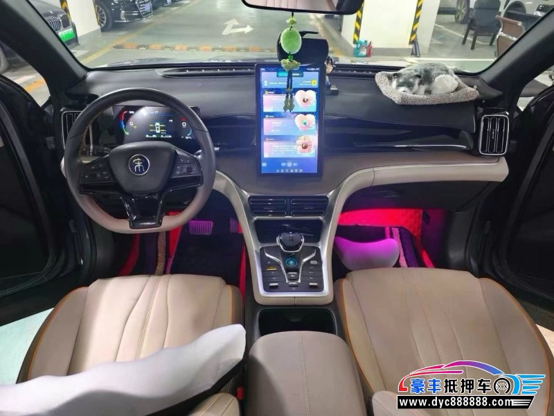 23年比亚迪宋轿车抵押车出售