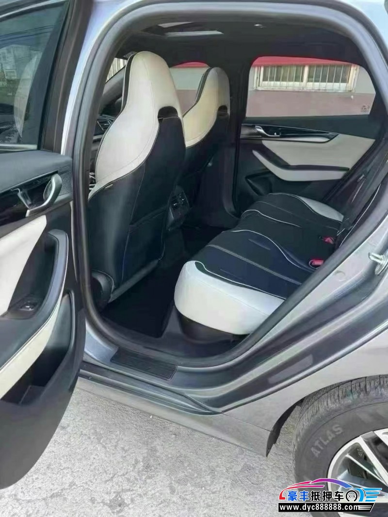 23年比亚迪秦轿车抵押车出售