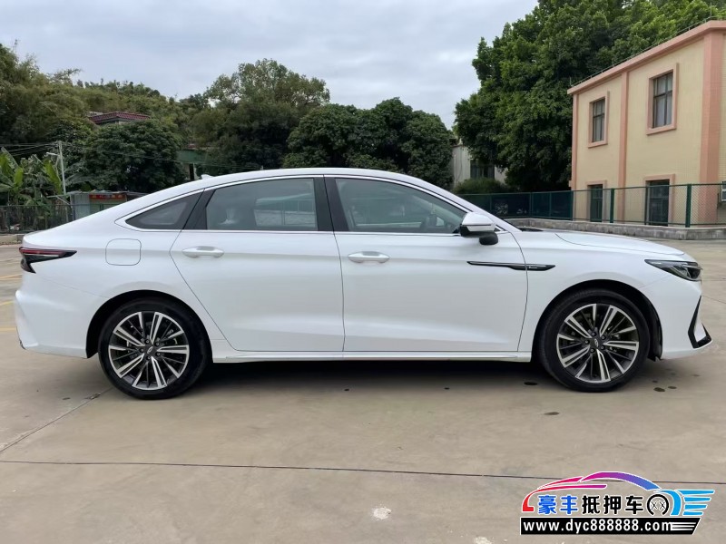 24年奇瑞艾瑞泽轿车抵押车出售