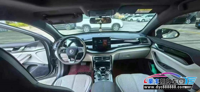 24年比亚迪秦轿车抵押车出售