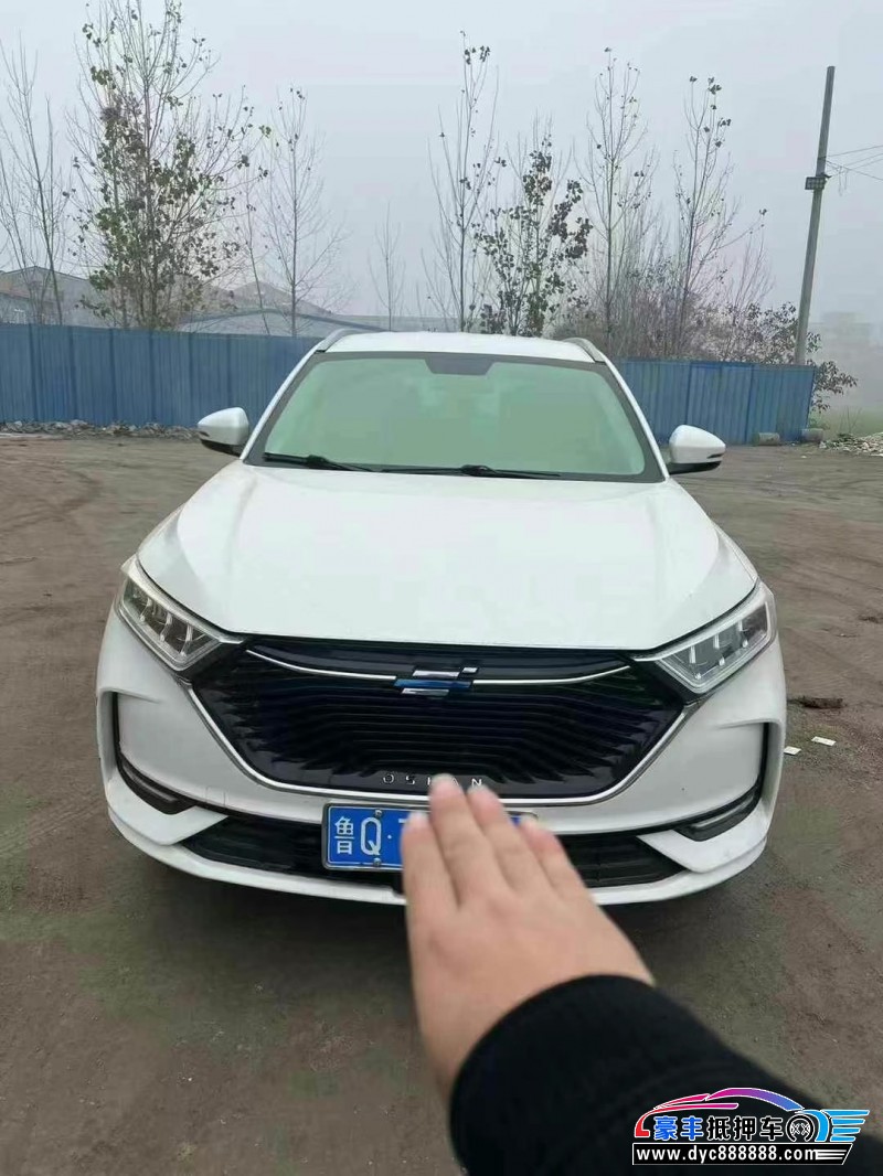 20年长安欧尚X7轿车抵押车出售