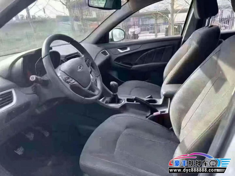 18年奇瑞艾瑞泽7轿车抵押车出售