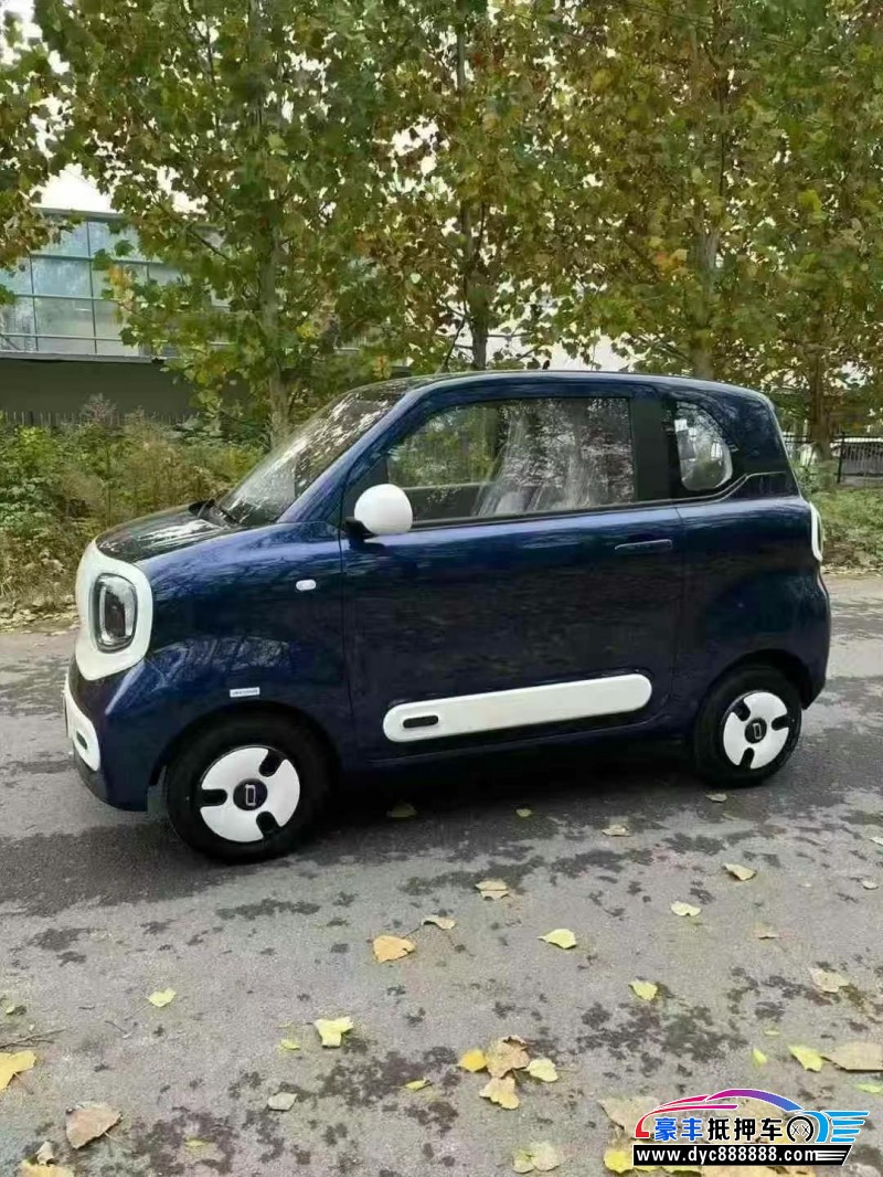 24年奔腾小马轿车抵押车出售