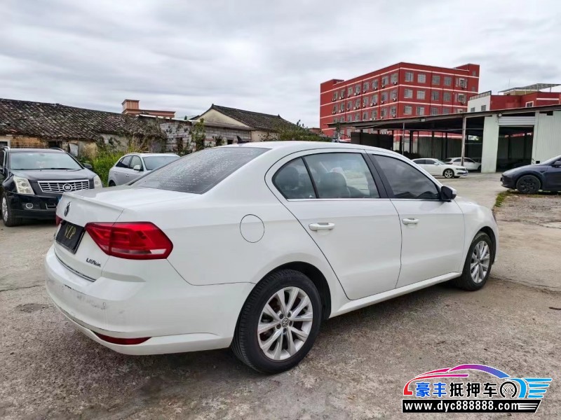 17年大众朗逸轿车抵押车出售