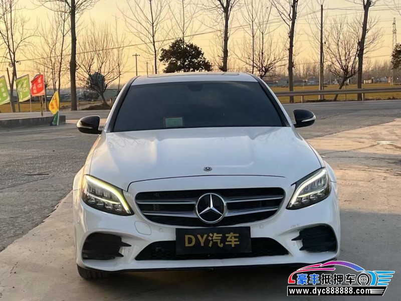 19年奔驰C轿车抵押车出售