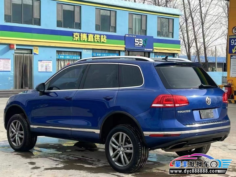 18年大众途锐轿车抵押车出售