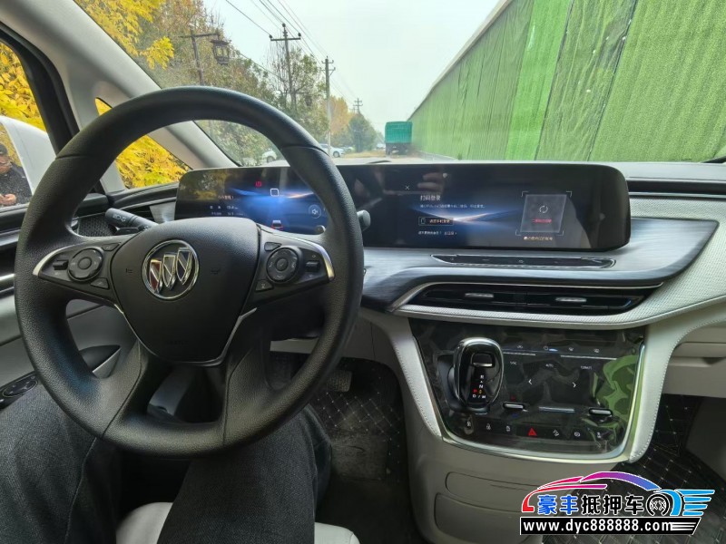 23年别克GL8轿车抵押车出售