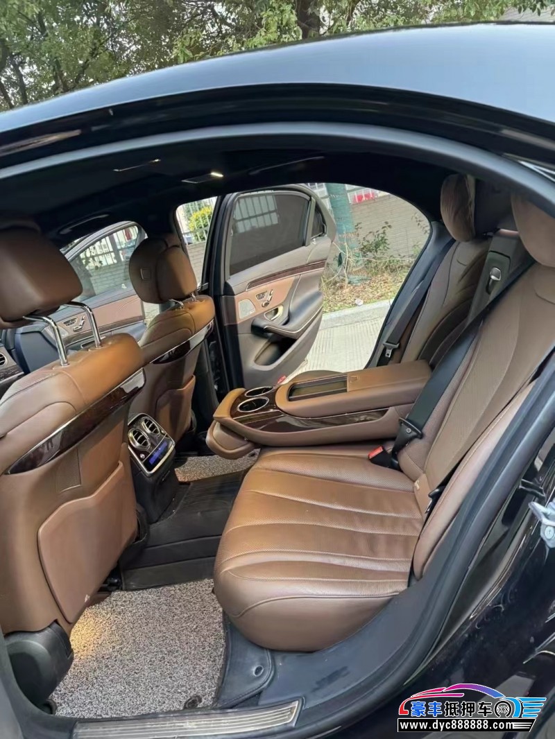 20年奔驰S轿车抵押车出售