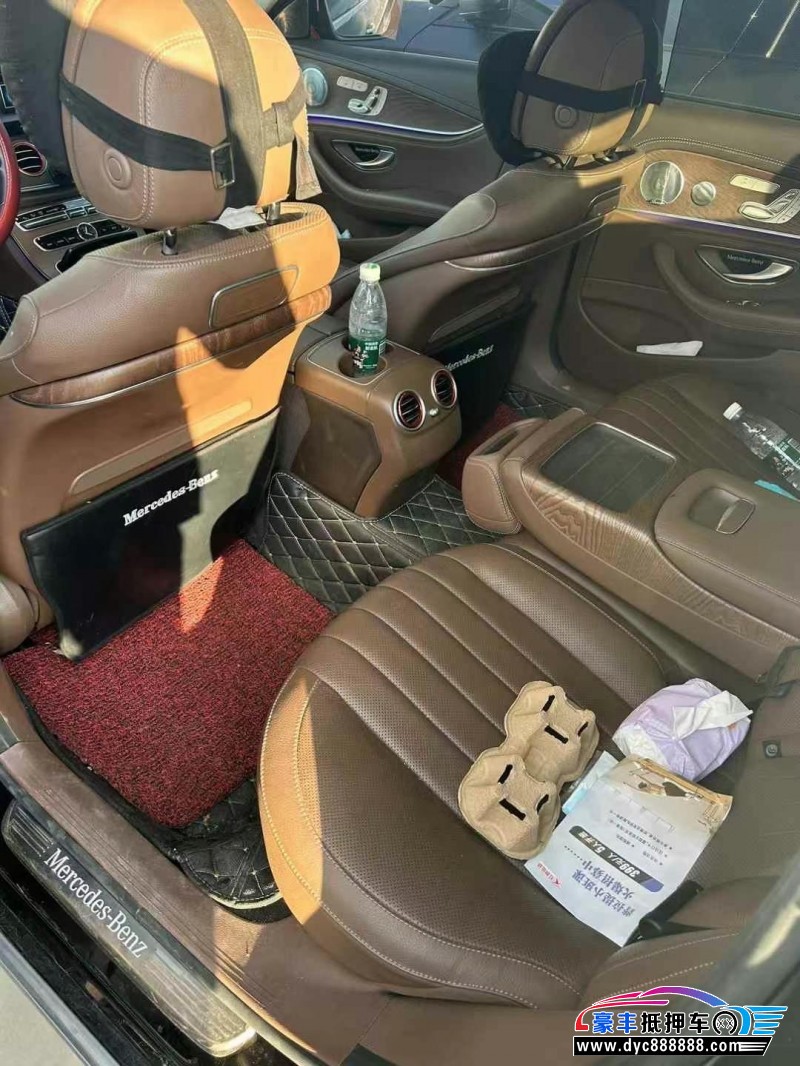 20年奔驰E轿车抵押车出售