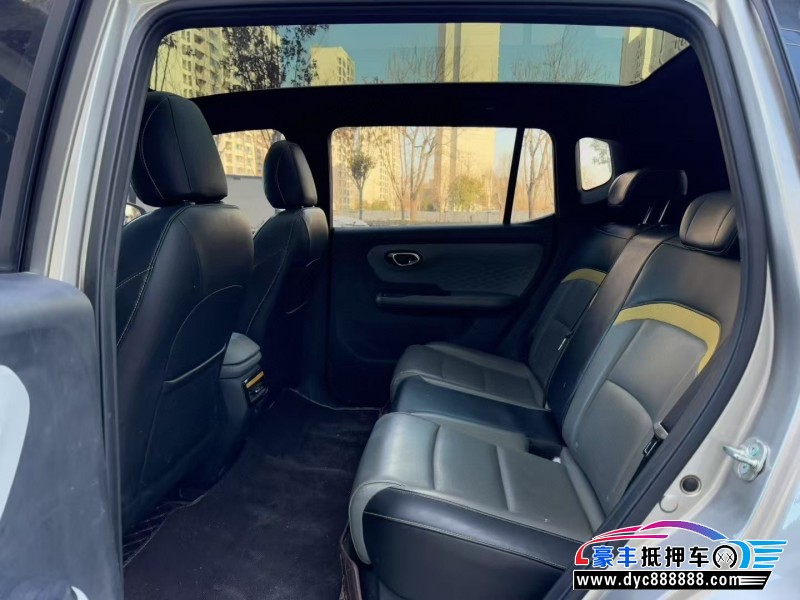 22年埃安Y70轿车抵押车出售