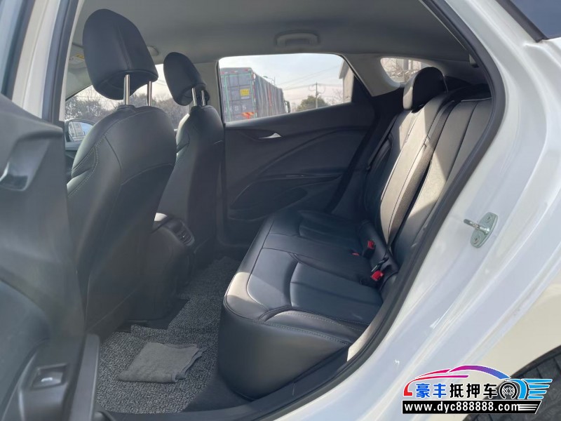 23年别克微蓝轿车抵押车出售