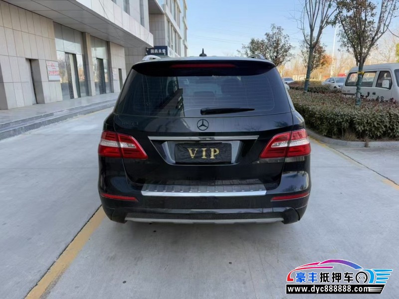 14年奔驰ML轿车抵押车出售