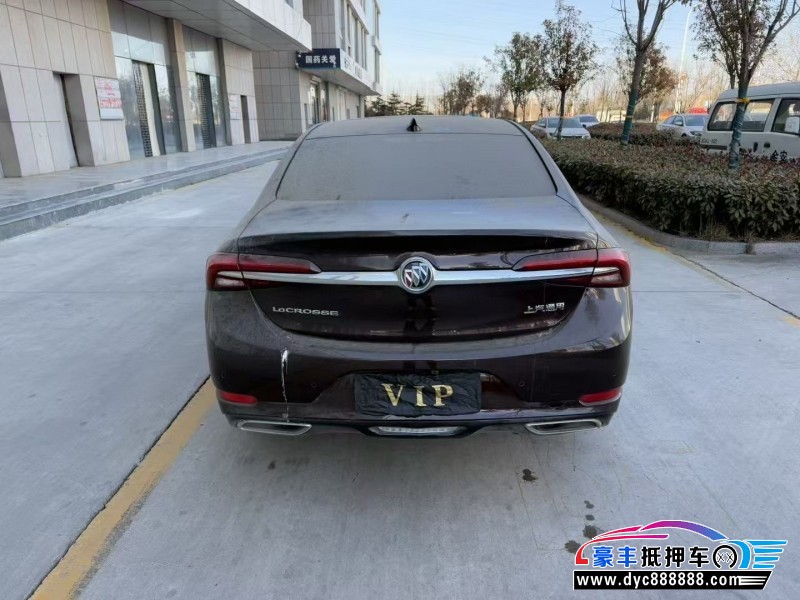 22年别克君越轿车抵押车出售