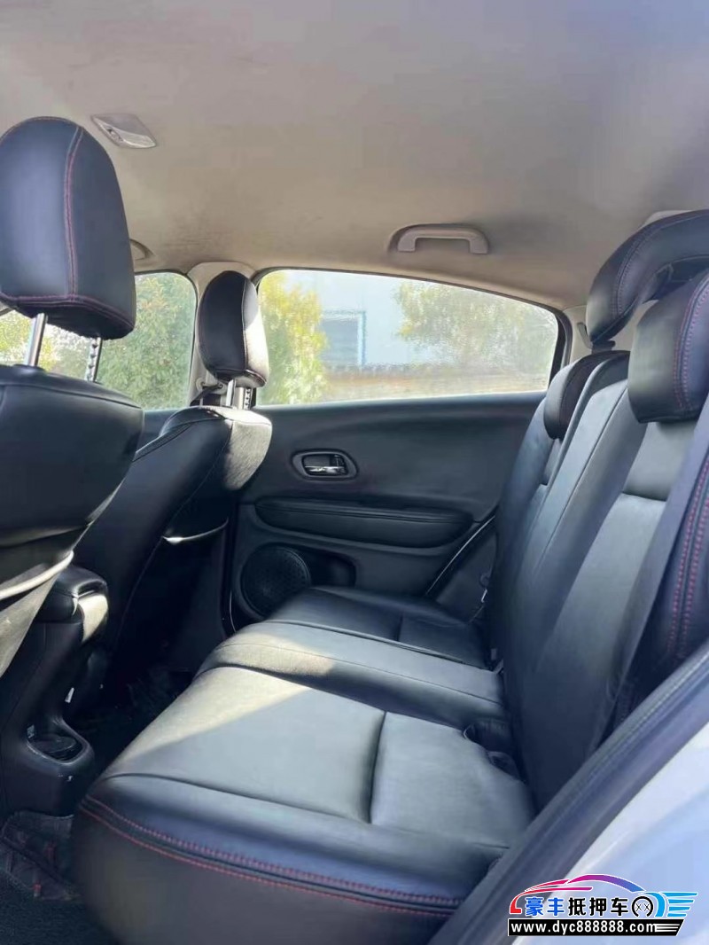 17年本田缤智SUV抵押车出售