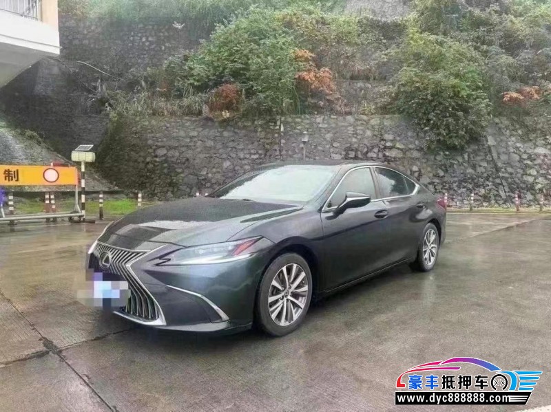 19年雷克萨斯ES轿车抵押车出售