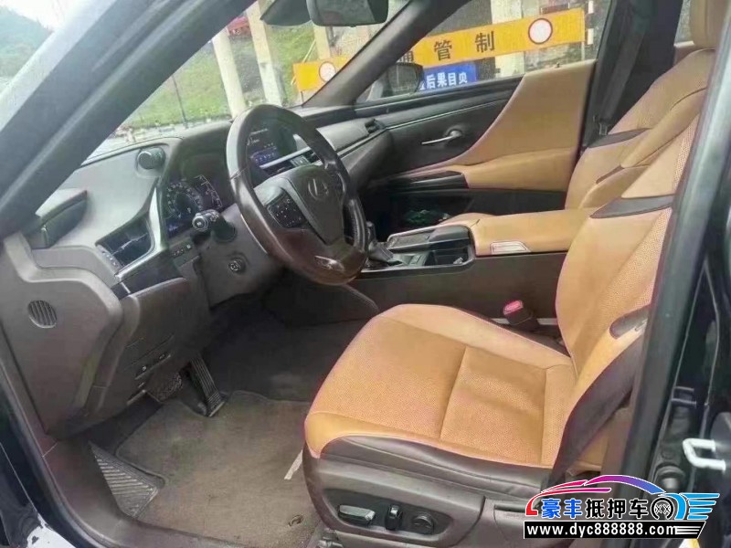 19年雷克萨斯ES轿车抵押车出售