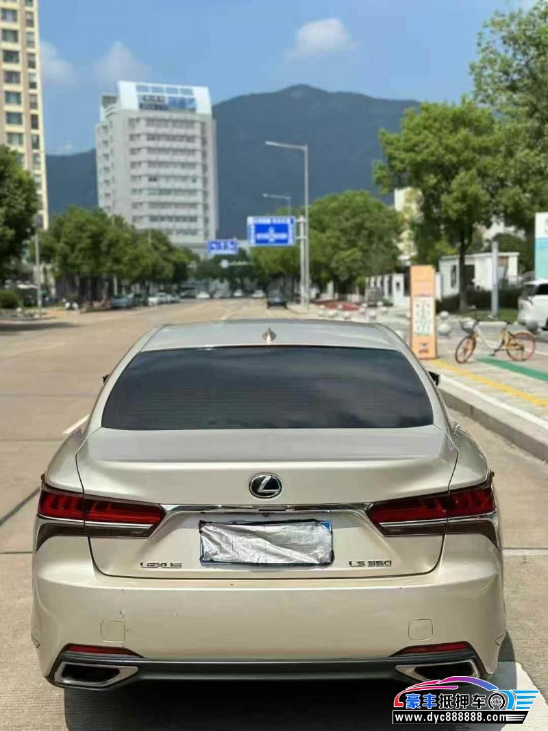 18年雷克萨斯LSSUV抵押车出售