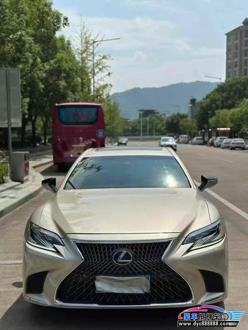 18年雷克萨斯LSSUV抵押车出售