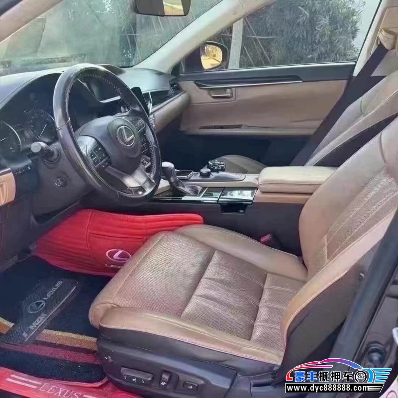 16年雷克萨斯ES轿车抵押车出售