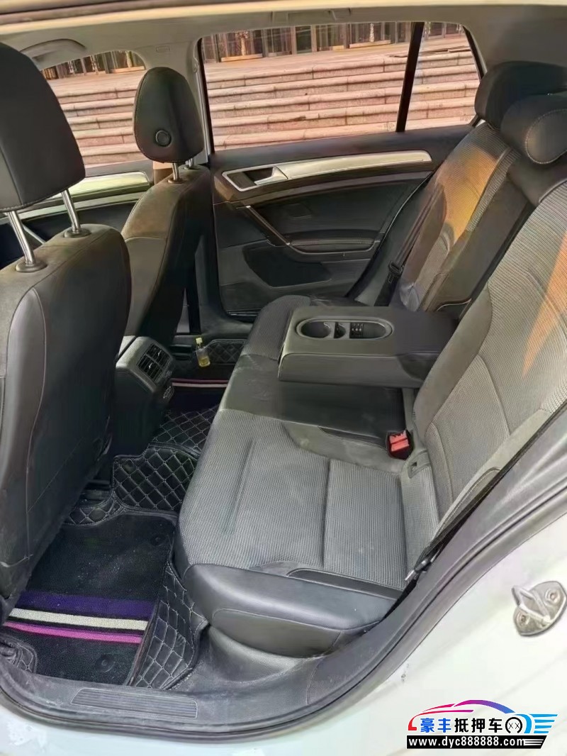 19年大众高尔夫轿车抵押车出售