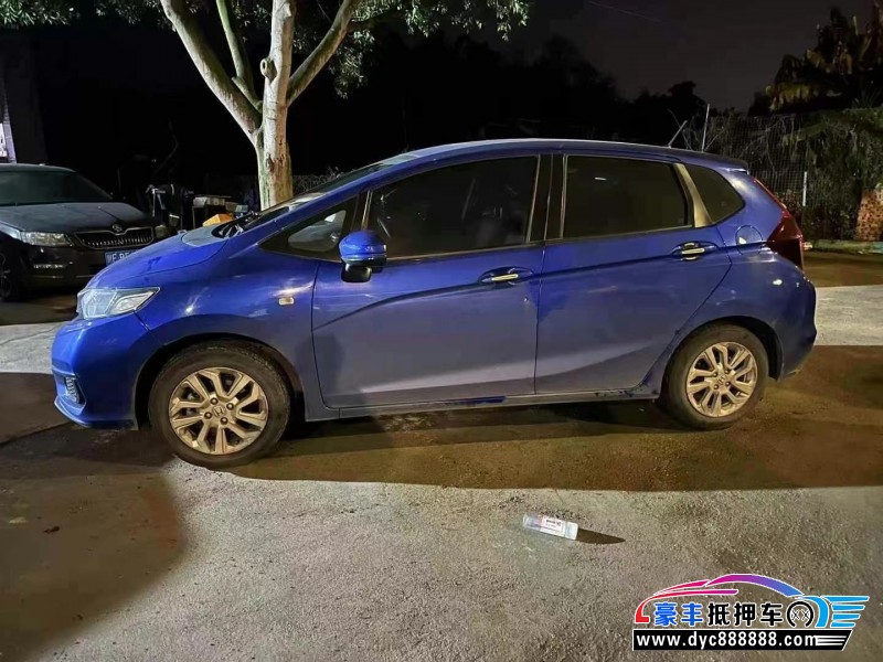 18年本田飞度轿车抵押车出售