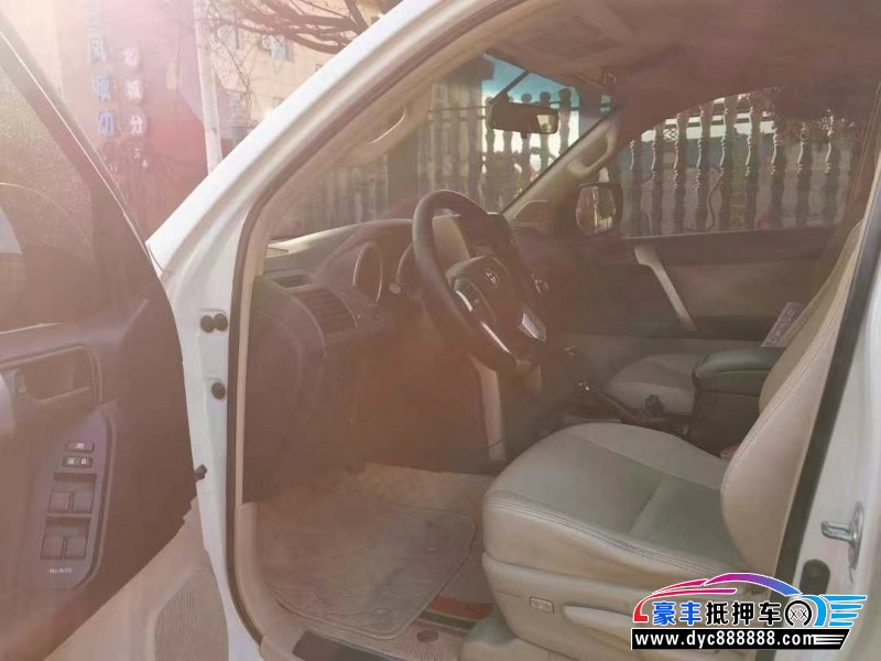 12年丰田普拉多（霸道）轿车抵押车出售