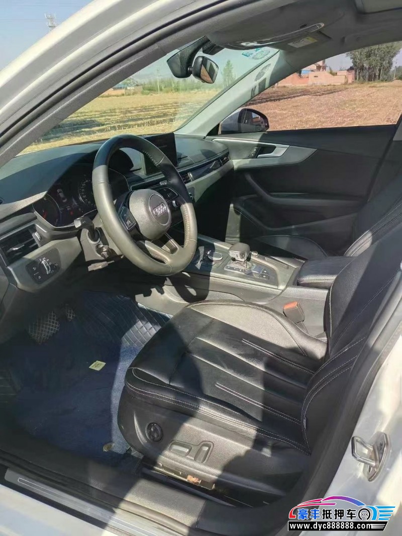 20年奥迪A4L轿车抵押车出售