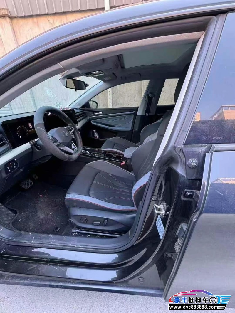 23年大众凌渡轿车抵押车出售